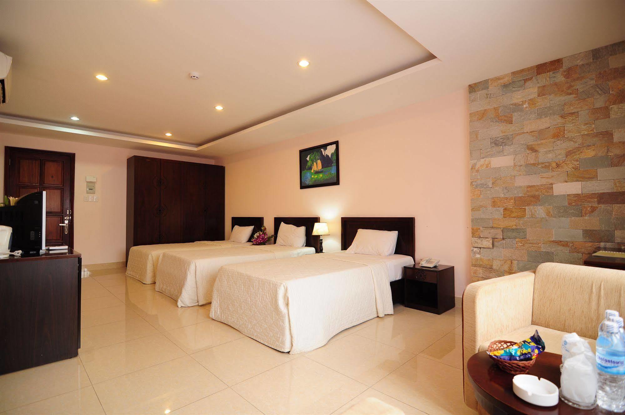 Phuoc Loc Tho 1 Hotel Ho Chi Minh-staden Exteriör bild